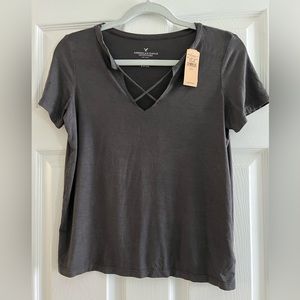 American Eagle Outfitters Soft Criss Cross V-Neck T-Shirt NWT Size Small